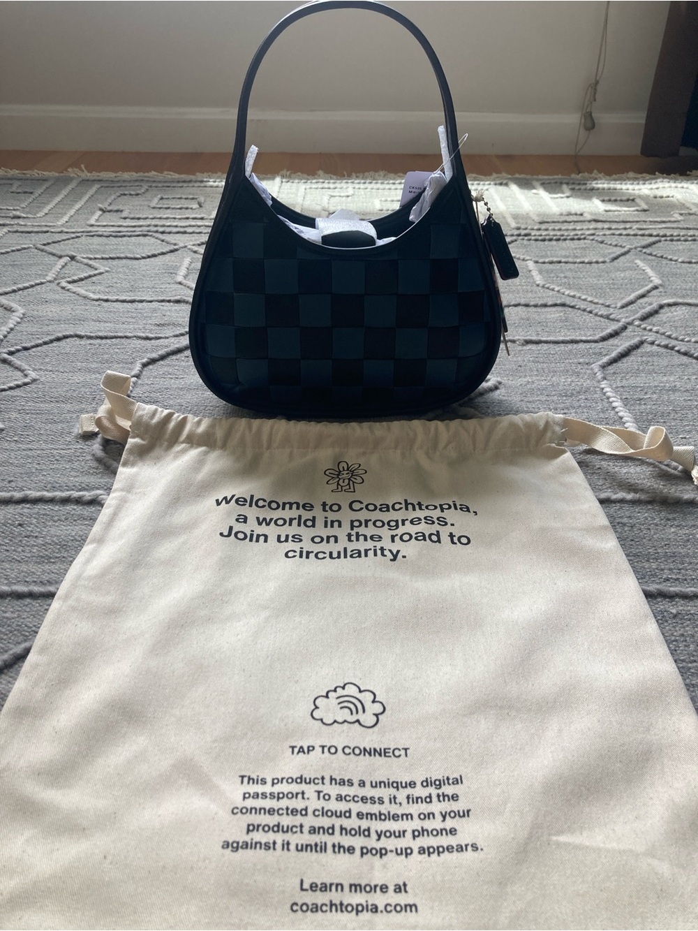 Last Chance!!! COACHTOPIA Woven Checker Hobo Shoulder Bag in Dark Blue & Black - Picture 14 of 15